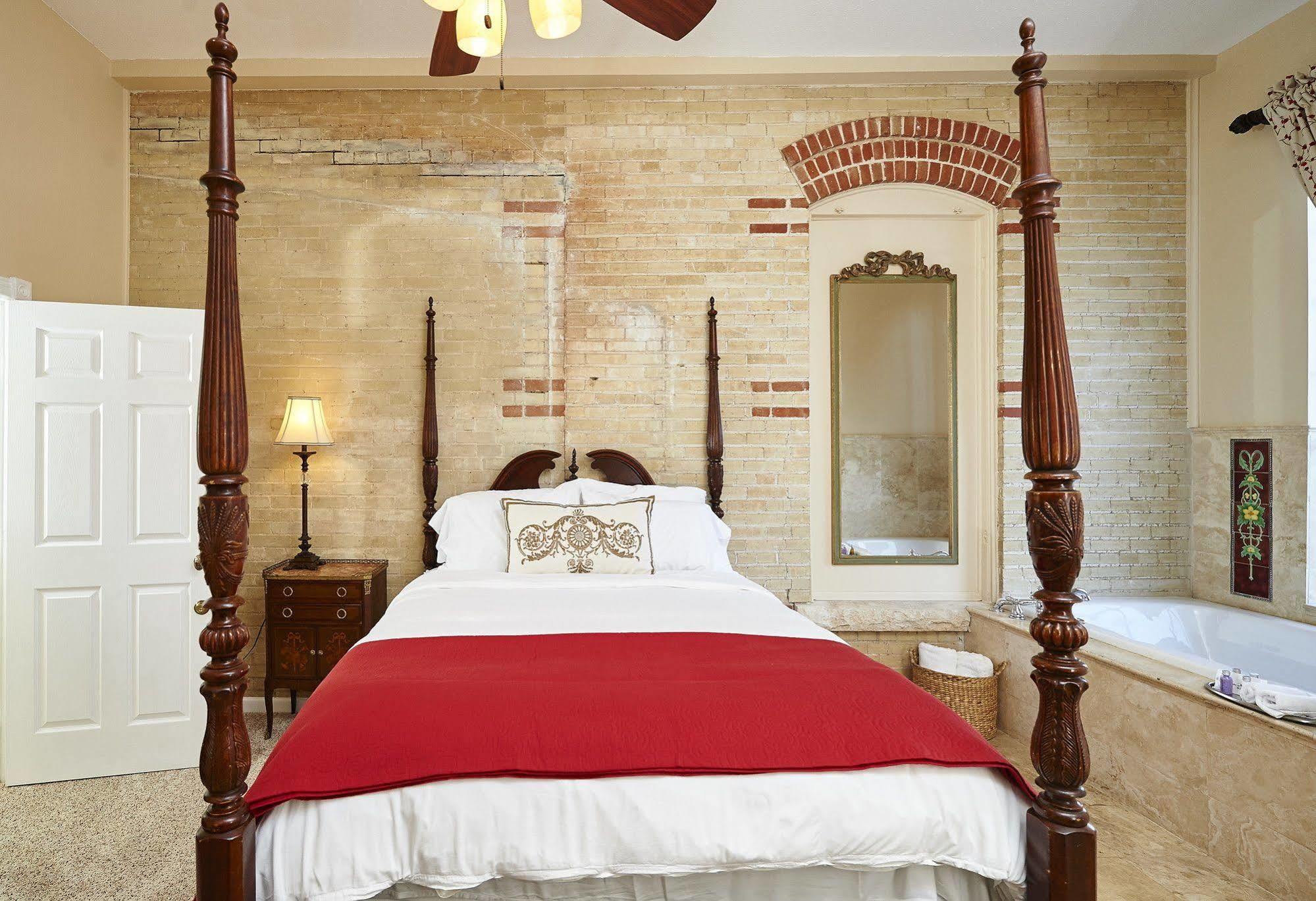 Bed and Breakfast Mosheim Mansion Seguin Zewnętrze zdjęcie